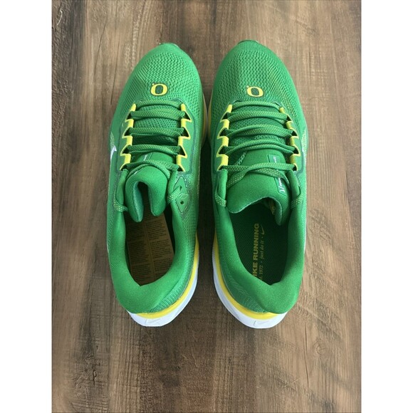 Nike Air Zoom Pegasus 41 Oregon Ducks Size 10.5 Men Running Green FZ5138-300 main image 8